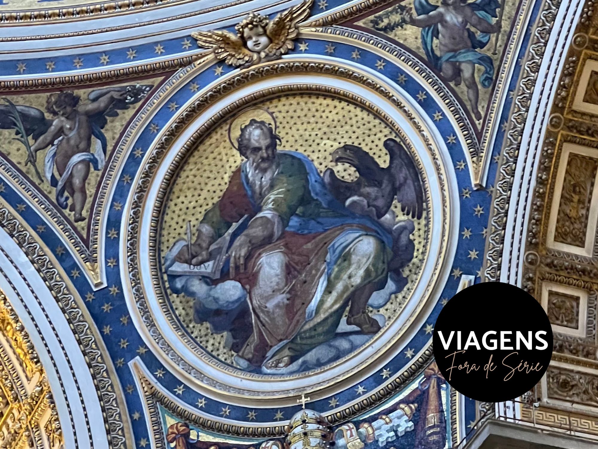 Afrescos na cúpula da Basílica de São Pedro