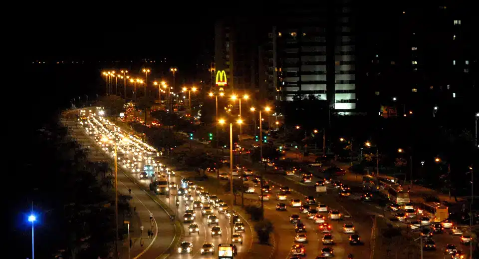 O trânsito em Florianópolis na alta temporada pode ser crítico para sua viagem